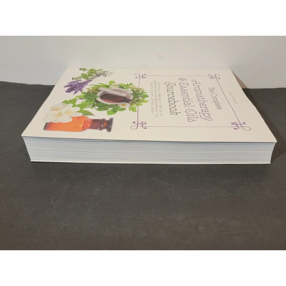 The Complete Essential Oils Sourcebook... by Lawless, Julia Paperback / Softback